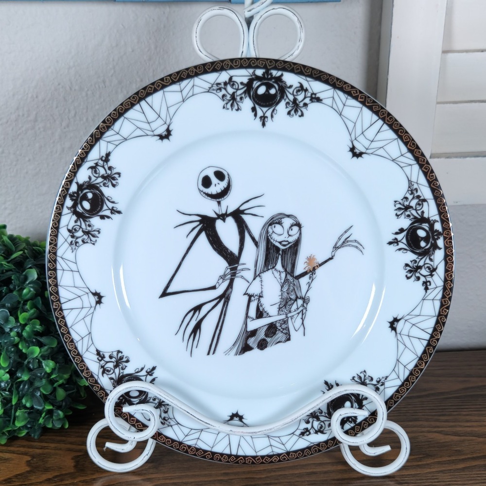 4-Disney‎ Nightmare Before Christmas Jack & Sally 10.5in Dinner Plates Halloween